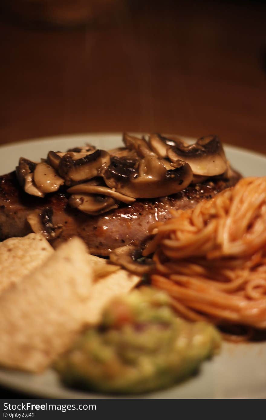 Steak With Mushroom And Spaghetti