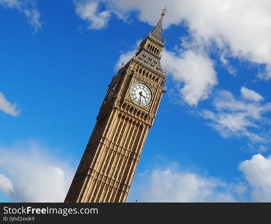 London Big Ben at 3:30