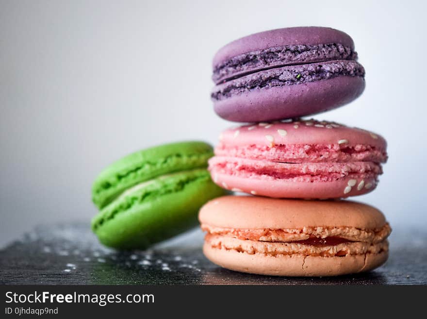 Four Assorted-color of Macaroons