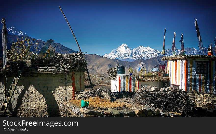 Photo of Houses With Mountain