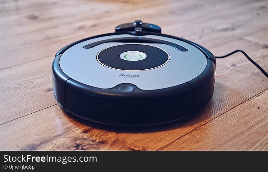 Round Robot Vacuum