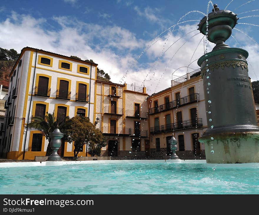 Water, Building, Water Feature, Sky