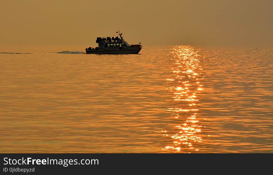 Sea, Calm, Reflection, Horizon