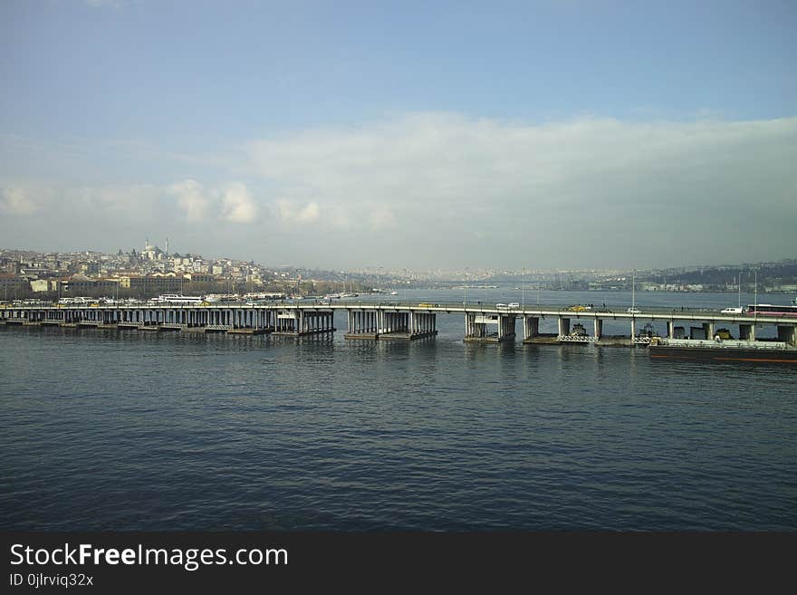 Sea, Sky, Waterway, Marina