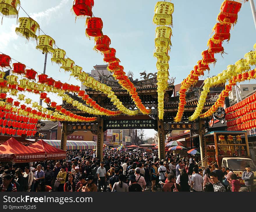 Yellow and Red Lanterns