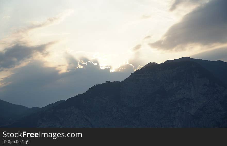 Sky, Cloud, Mountainous Landforms, Mountain Range