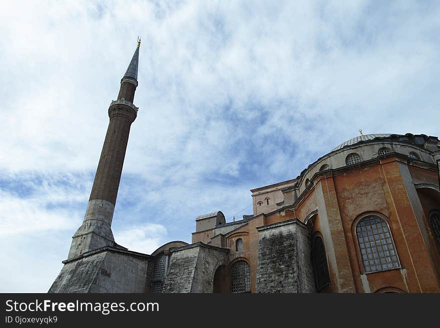 Sky, Building, Monument, Spire