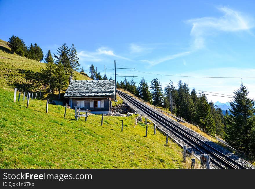 Sky, Transport, Mountainous Landforms, Mountain Range