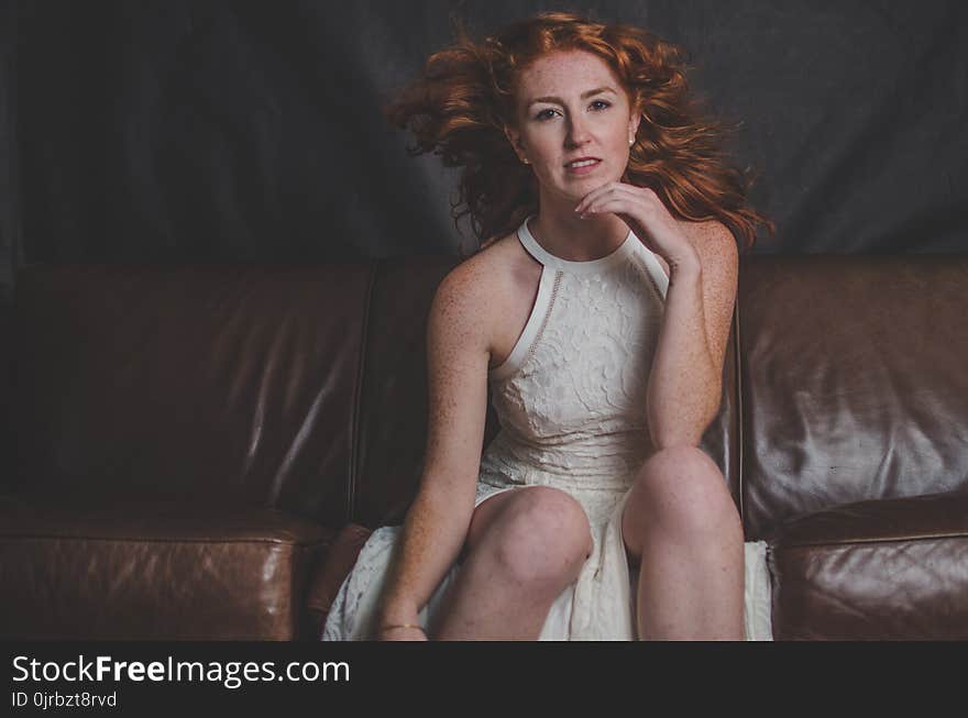 Fashion Model, Human Hair Color, Beauty, Sitting