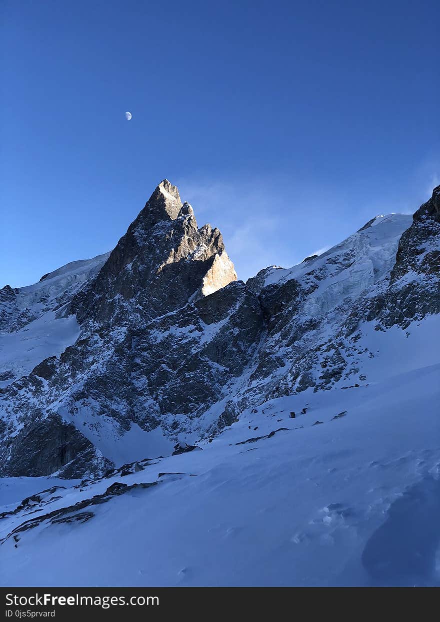 Photo of Snow Mountain