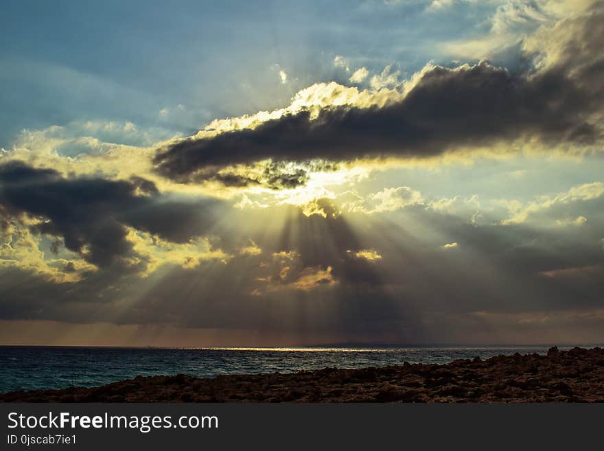 Sky, Cloud, Horizon, Sea