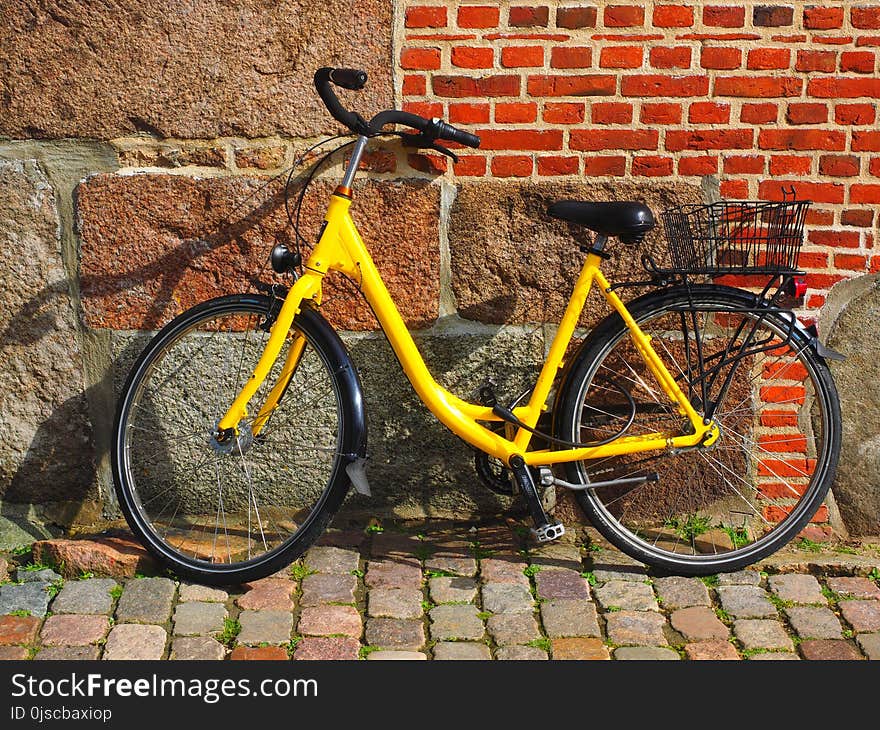 Bicycle, Road Bicycle, Land Vehicle, Yellow