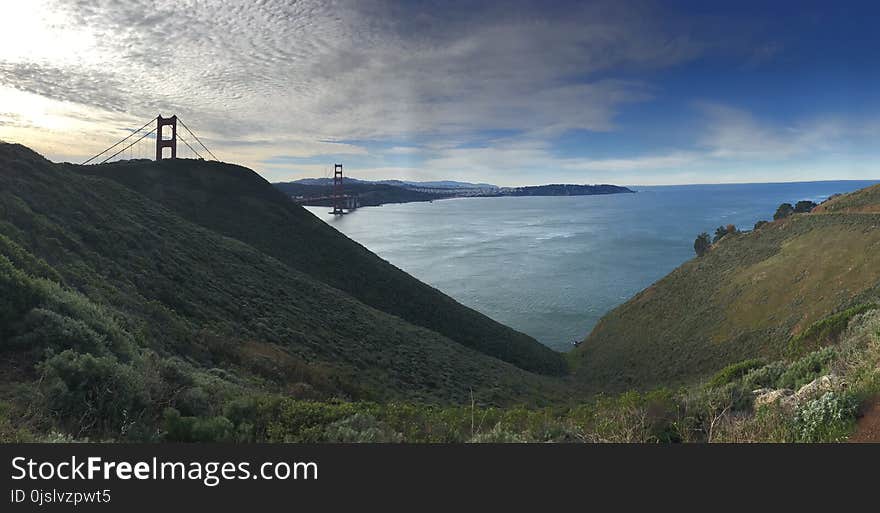 Photo of the Golden Gate Bridge