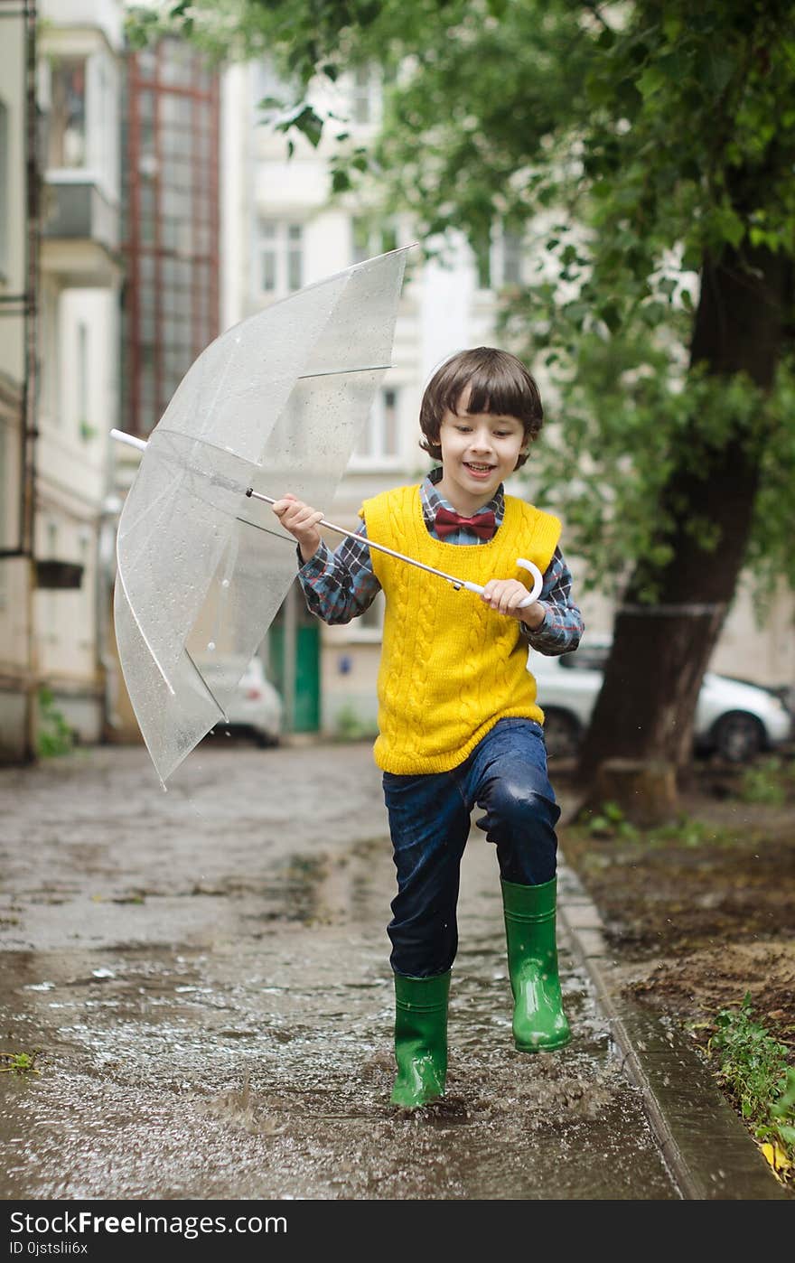 Yellow, Public Space, Water, Child