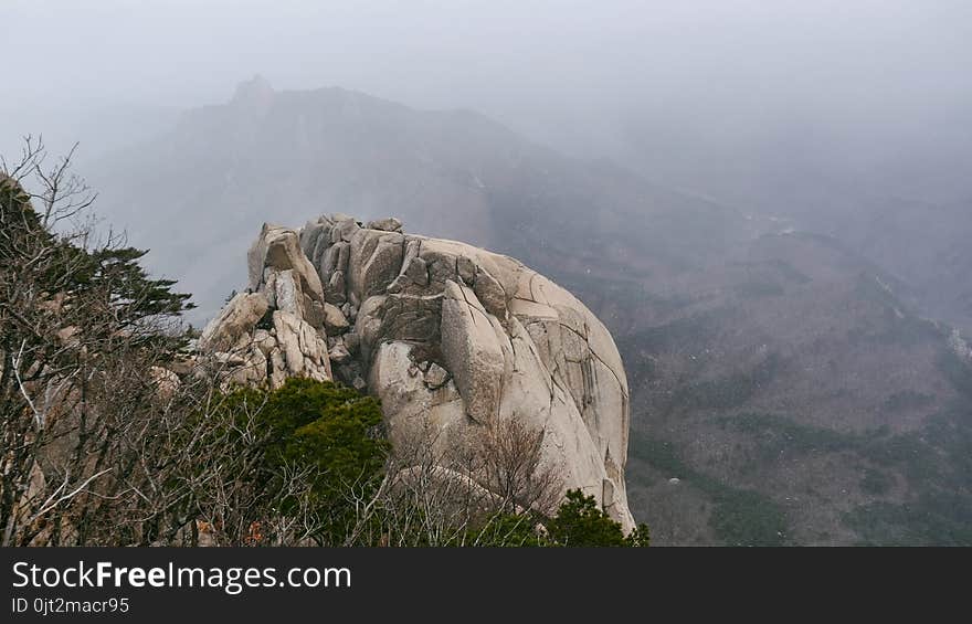 The beautiful view from the high mountains peak Ulsanbawi in Seoraksan National Park. South Korea