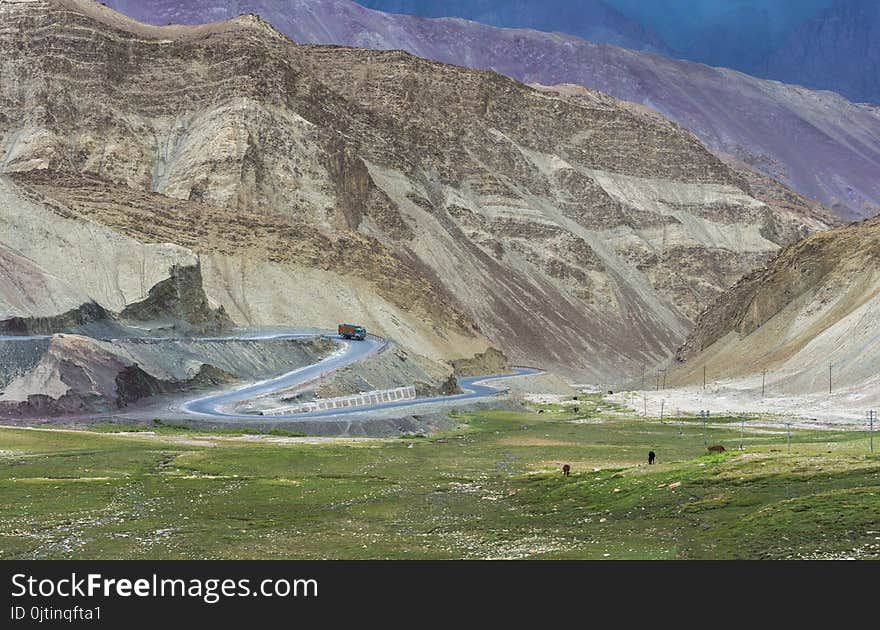 Colourful mountains on the way to leh