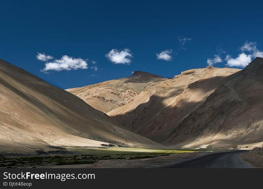 Play of Shadow and light on Leh manali Road