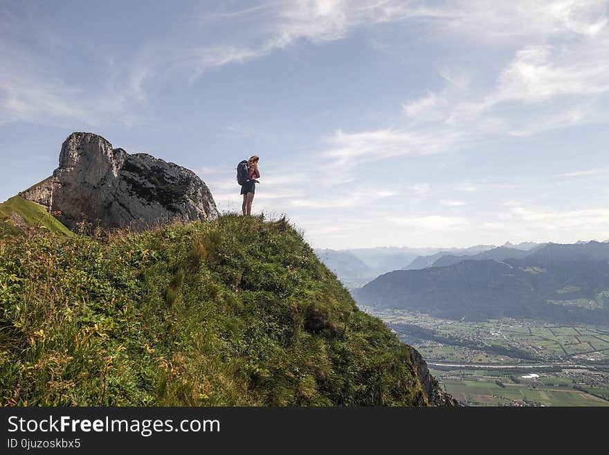 Ridge, Mountainous Landforms, Mountain, Sky