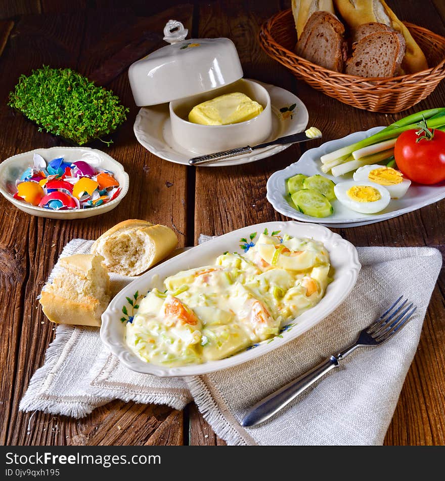 Rustic spring egg salad with leek