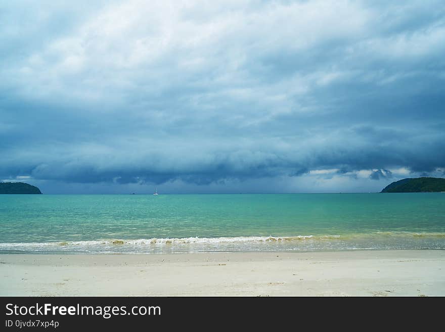 Sea, Sky, Horizon, Coastal And Oceanic Landforms