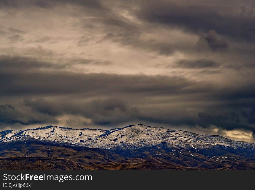 Landscape Photo of White Mountain