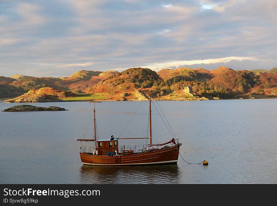 Loch, Water, Sky, Water Transportation