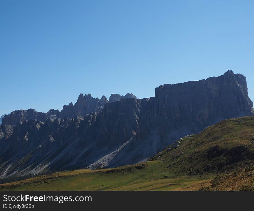 Mountainous Landforms, Highland, Sky, Mountain