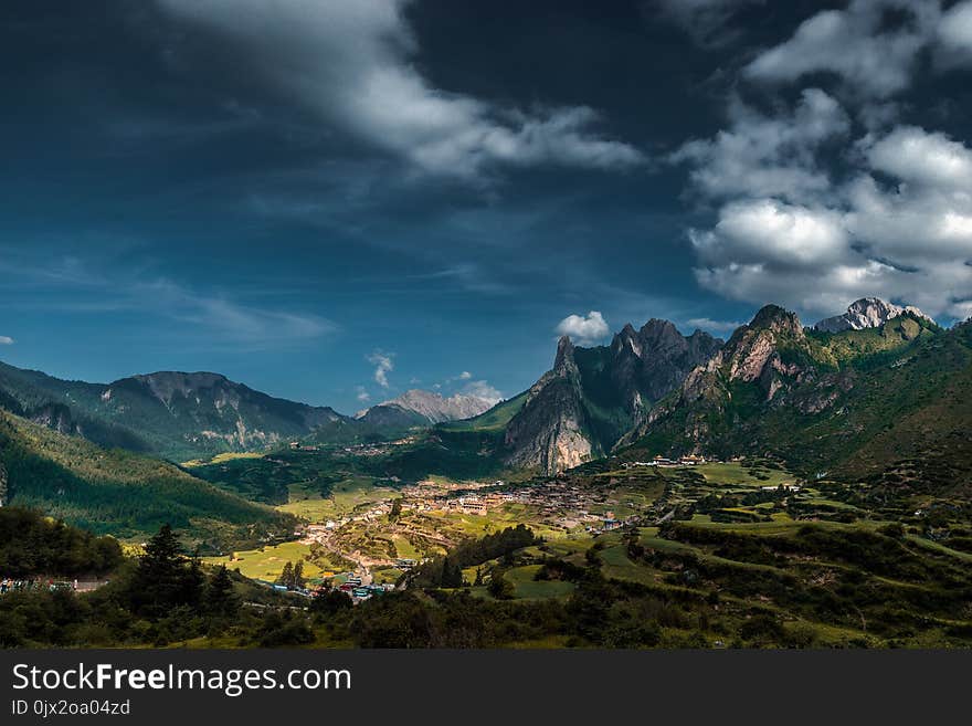 Zhajana Mountain Scenery