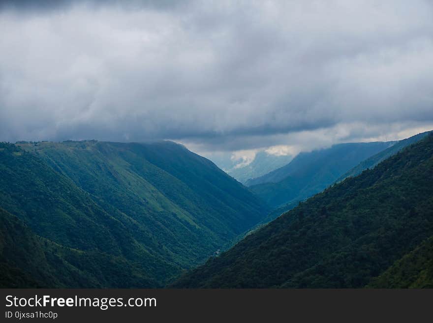 Highland, Sky, Mountainous Landforms, Mountain