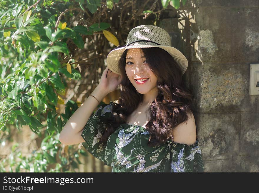 Tree, Beauty, Girl, Leaf