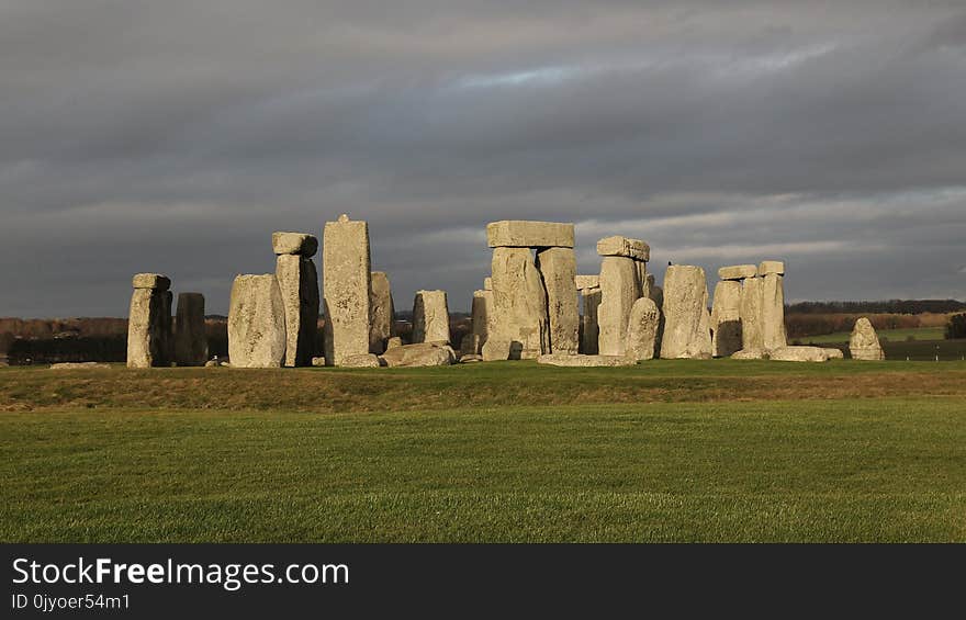 the stones of Stonehenge, England