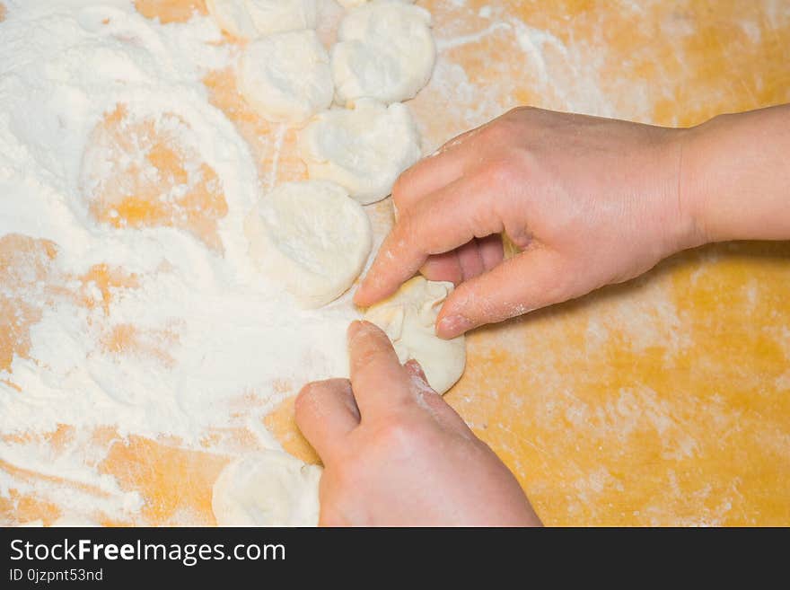 Cooking pies at home