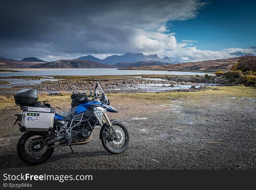 Land Vehicle, Motorcycle, Mountainous Landforms, Sky