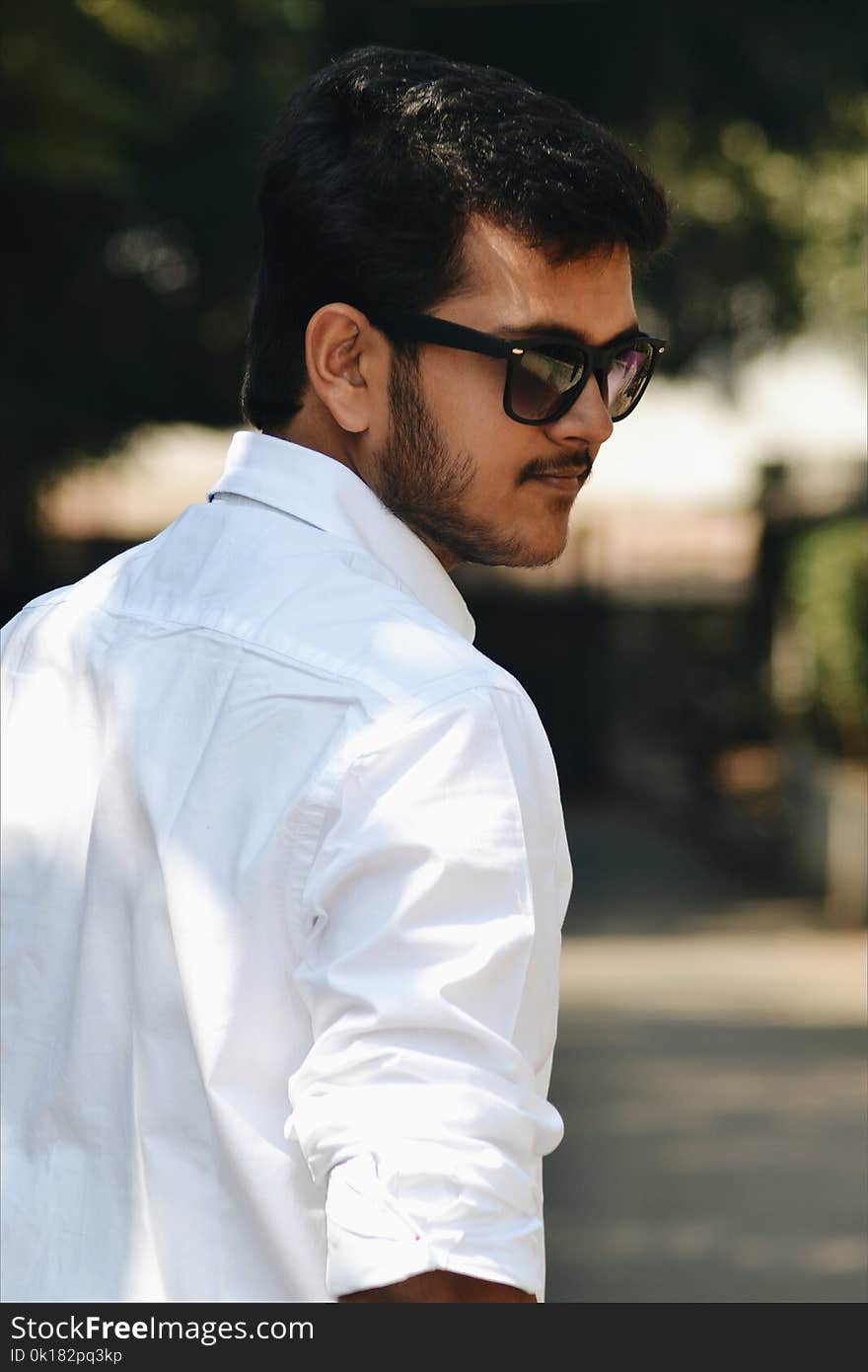 Close-Up Photography of Man in White Dress Shirt