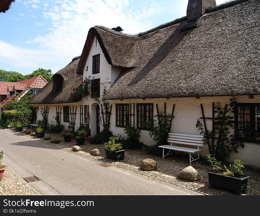 Thatching, Property, Cottage, House