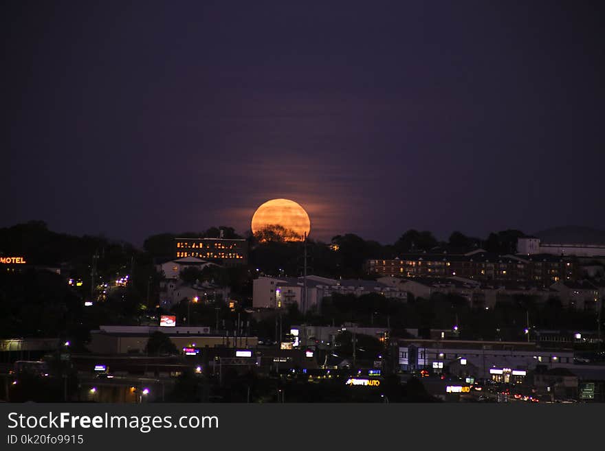 Sky, Night, Landmark, Atmosphere