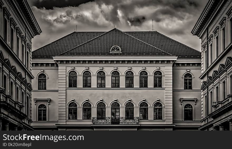 Landmark, Building, Black And White, Classical Architecture