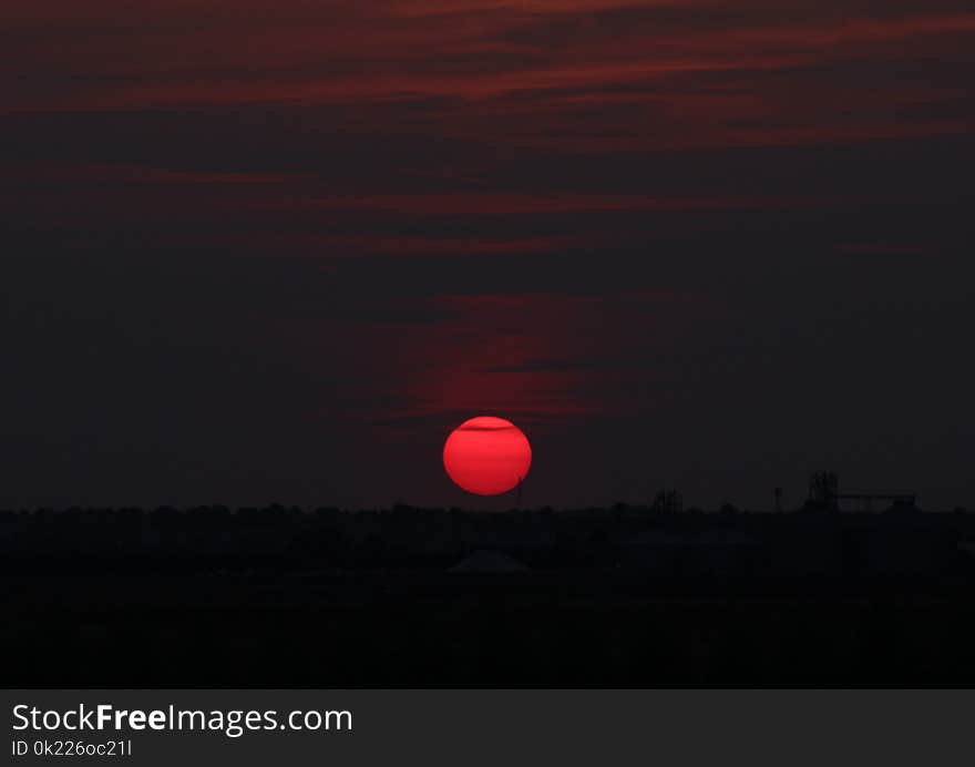 Sky, Red, Atmosphere, Daytime