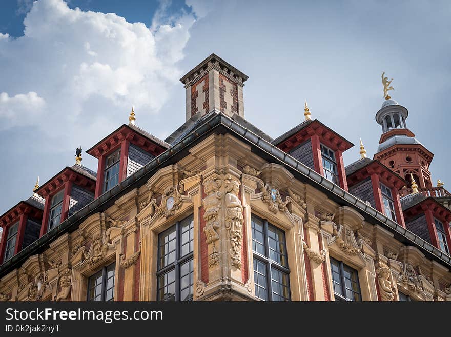 Sky, Building, Landmark, Historic Site