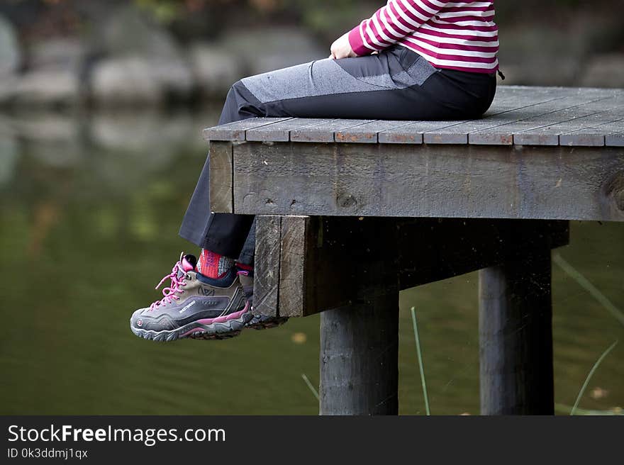 Footwear, Sitting, Shoe, Grass