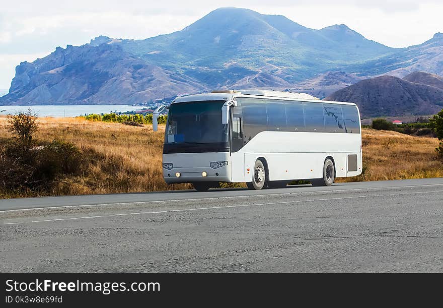 Bus Rides on the Picturesque mountain highway