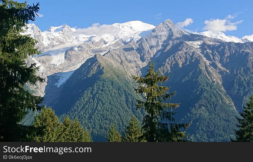 Hiking in front of Montagne Mont-blanc in France