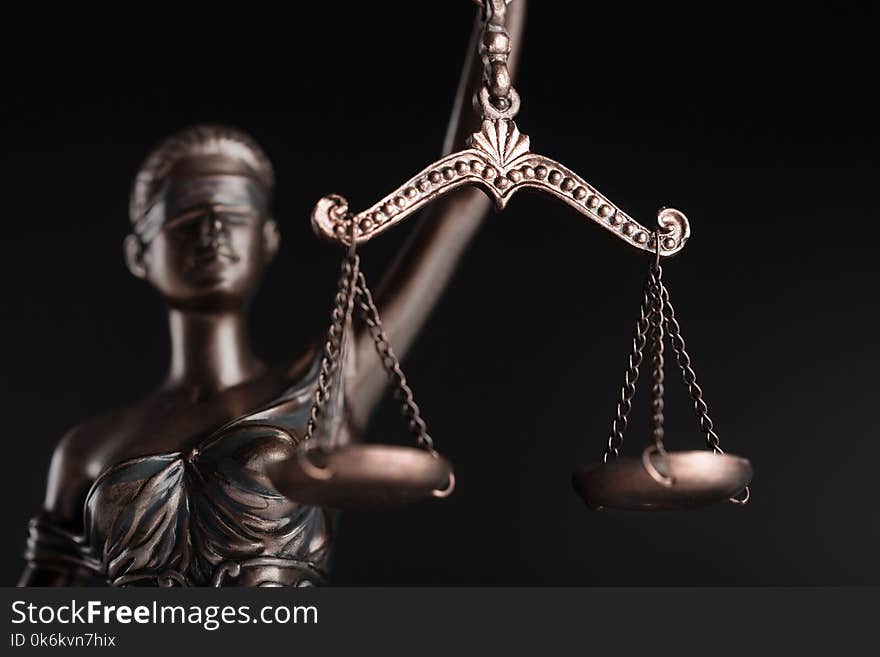 Statue of justice lawyer judge court litigation rule symbol