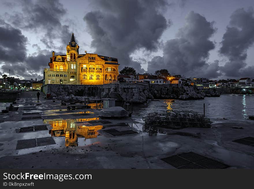 Cascais with Navy building at dusk