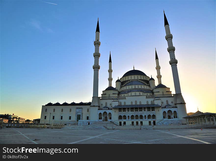 Mosque, Landmark, Dome, Place Of Worship