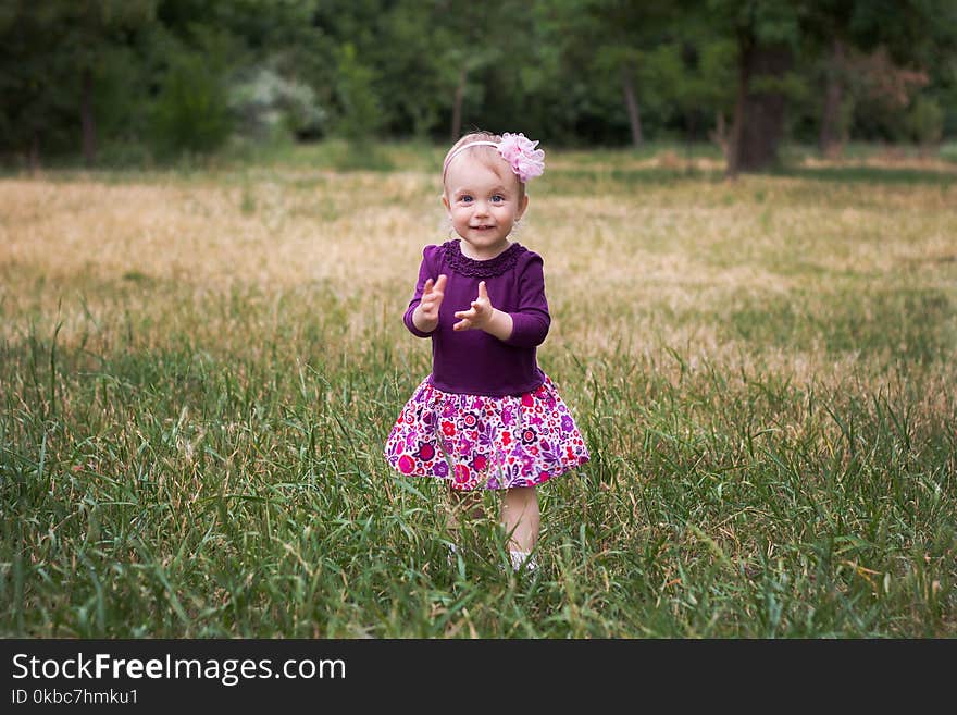 Portrait of a smiling little girl