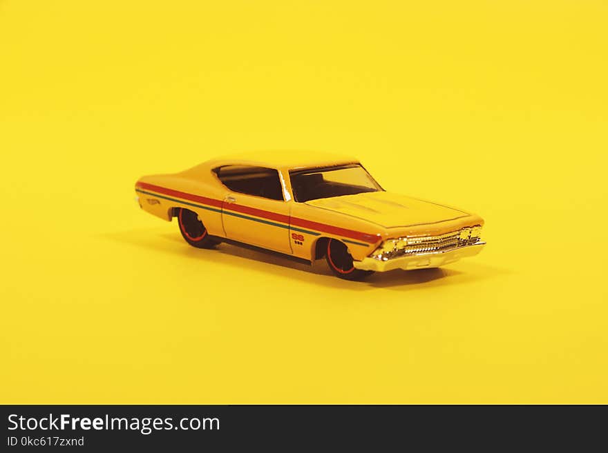 Coupe Die-cast Model