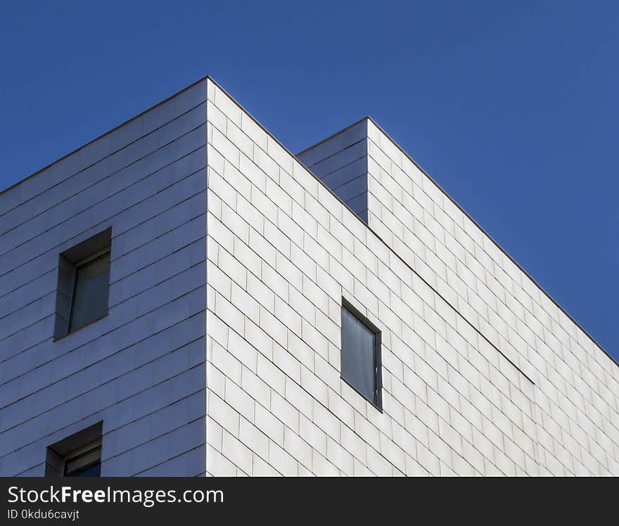 Worm&#x27;s Eye View Photography of White Concrete Building