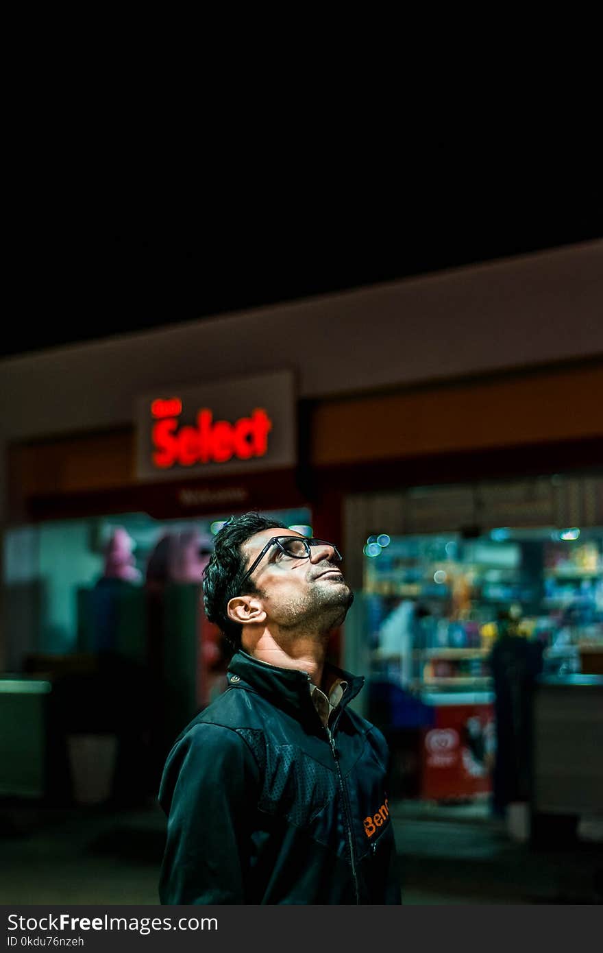 Shallow Focus Photography of Man in Black Full-zip Jacket