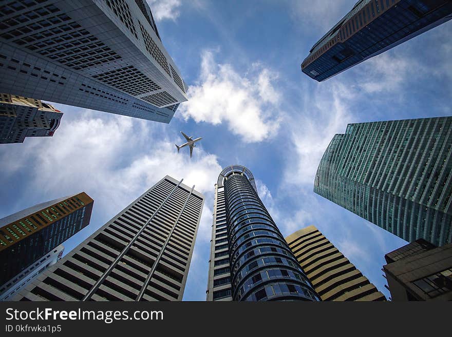 Metropolitan Area, Skyscraper, Sky, Daytime